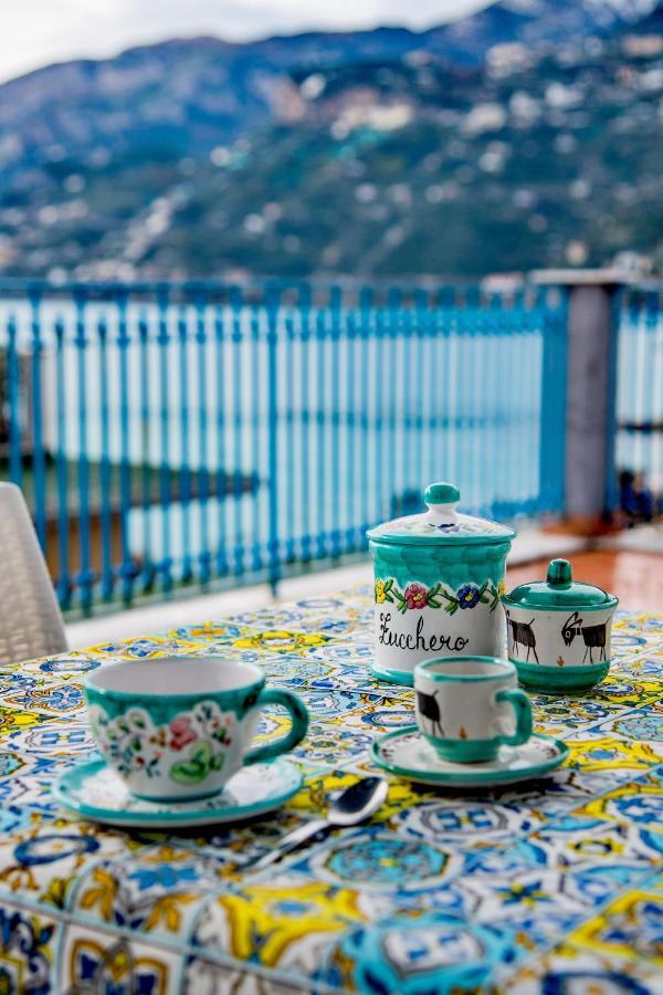 דירות מאיורי A Terrace On The Sea מראה חיצוני תמונה